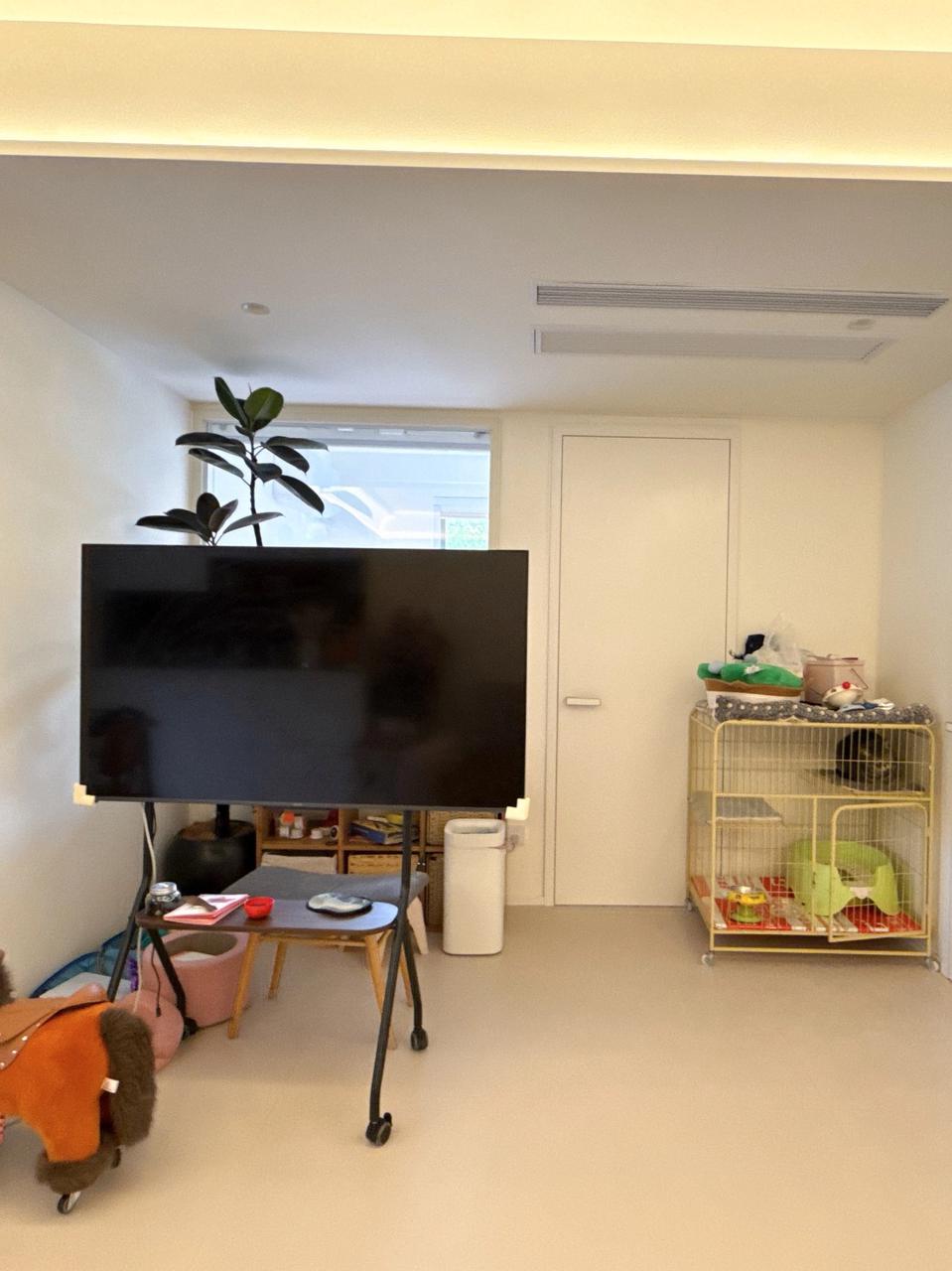 虹桥机场新村 · 奶油原木 120㎡三室两厅